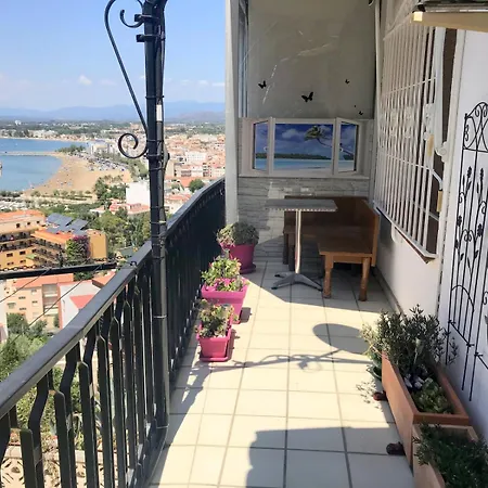 Angeles 6 * Rosas
